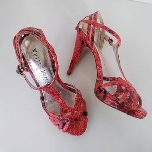 White House Black Market Coral Heeled Sandals Sz 6